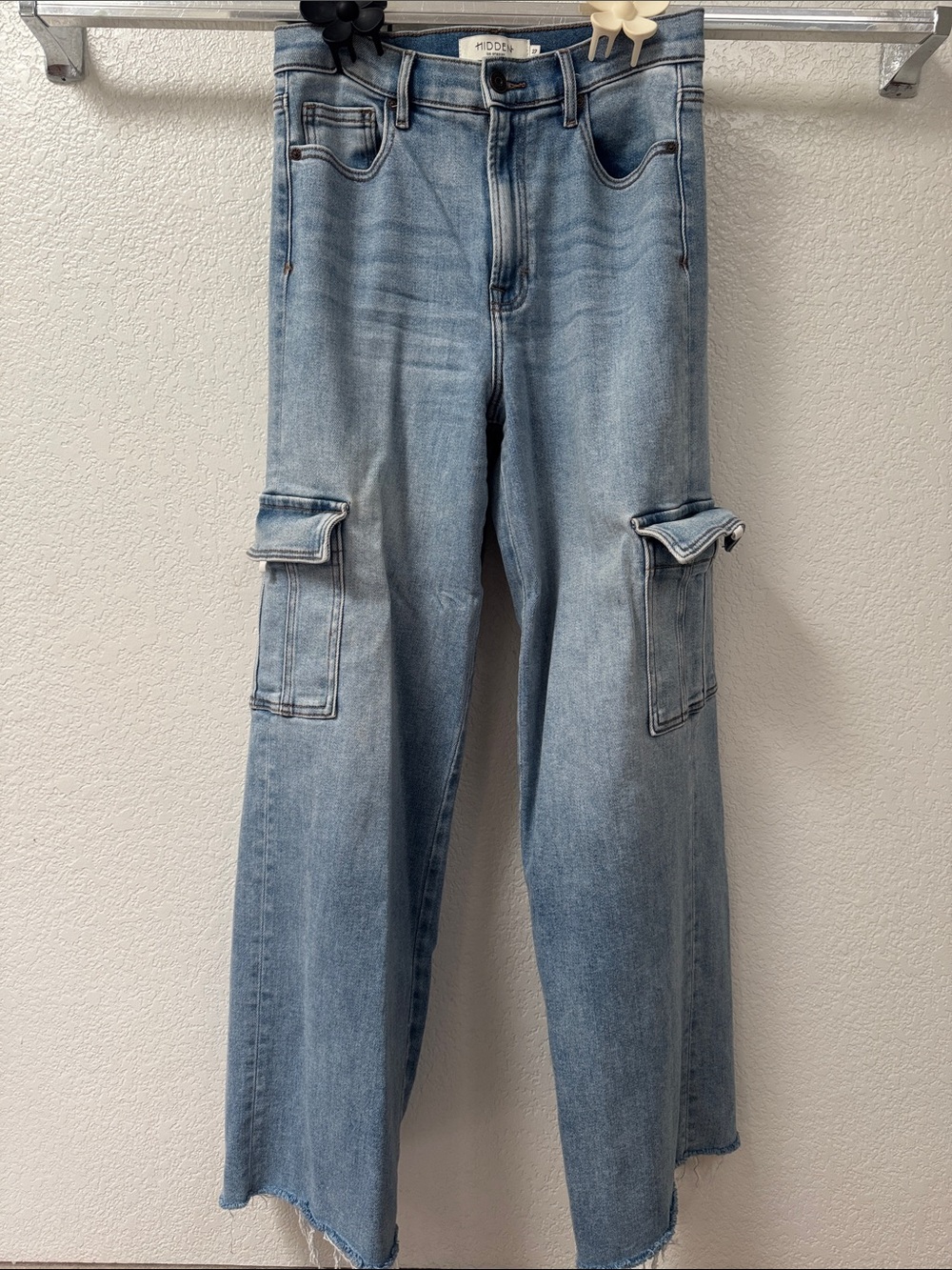 Light Blue Cargo Bootcut Jeans - Unknown Brand